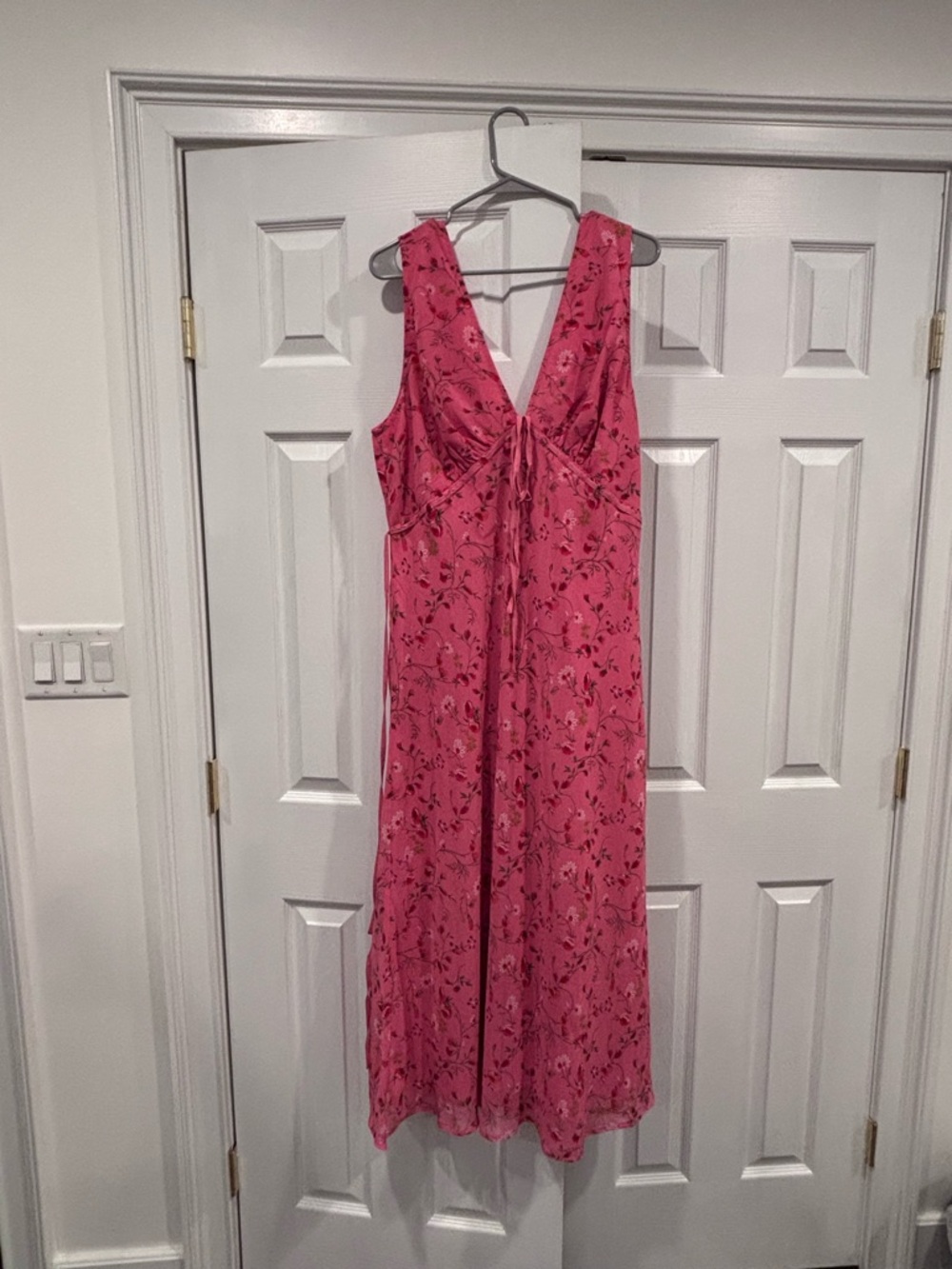 ASOS Curve Pink Floral V-Neck slip Maxi Dress bust tie detail